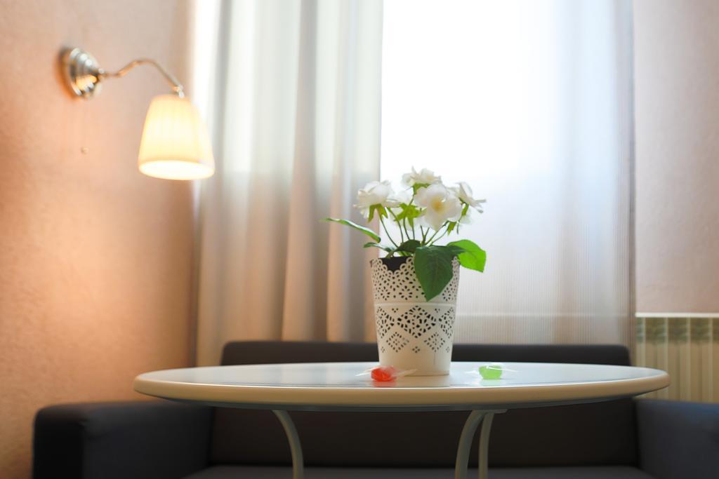 Artmotel & Bistro Hateg Room photo